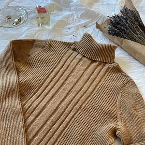 🌻Cozy cotton camel turtleneck sweater🍁🤩